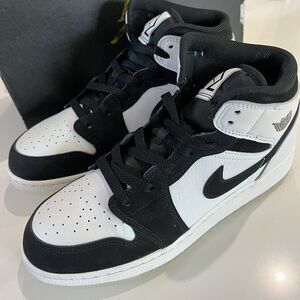 Nike Air Jordan 1 Mid SE “Diamond Shorts”DN4321-100- GS Size 7Y / Women’s 8.5